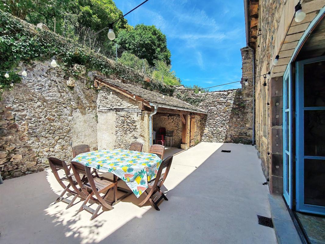 5 bedroom maison a renover in Saint Geniez D’olt, Aveyron, France