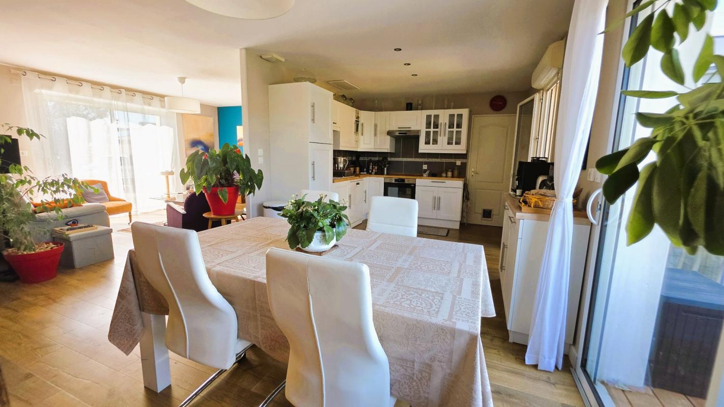 4 bedroom maison in La-ville-dieu-du-temple, Tarn-et-Garonne, France