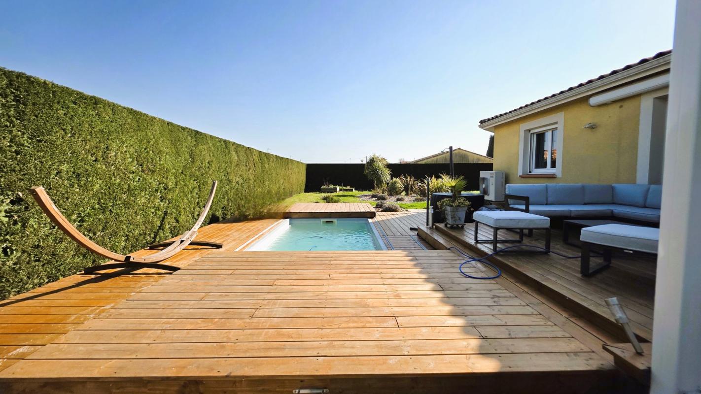 4 bedroom maison in La-ville-dieu-du-temple, Tarn-et-Garonne, France