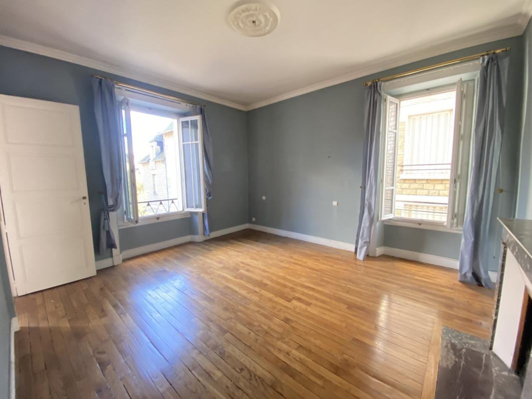 2 bedroom appartement bourgeois in Brive La Gaillarde, Corrèze, France