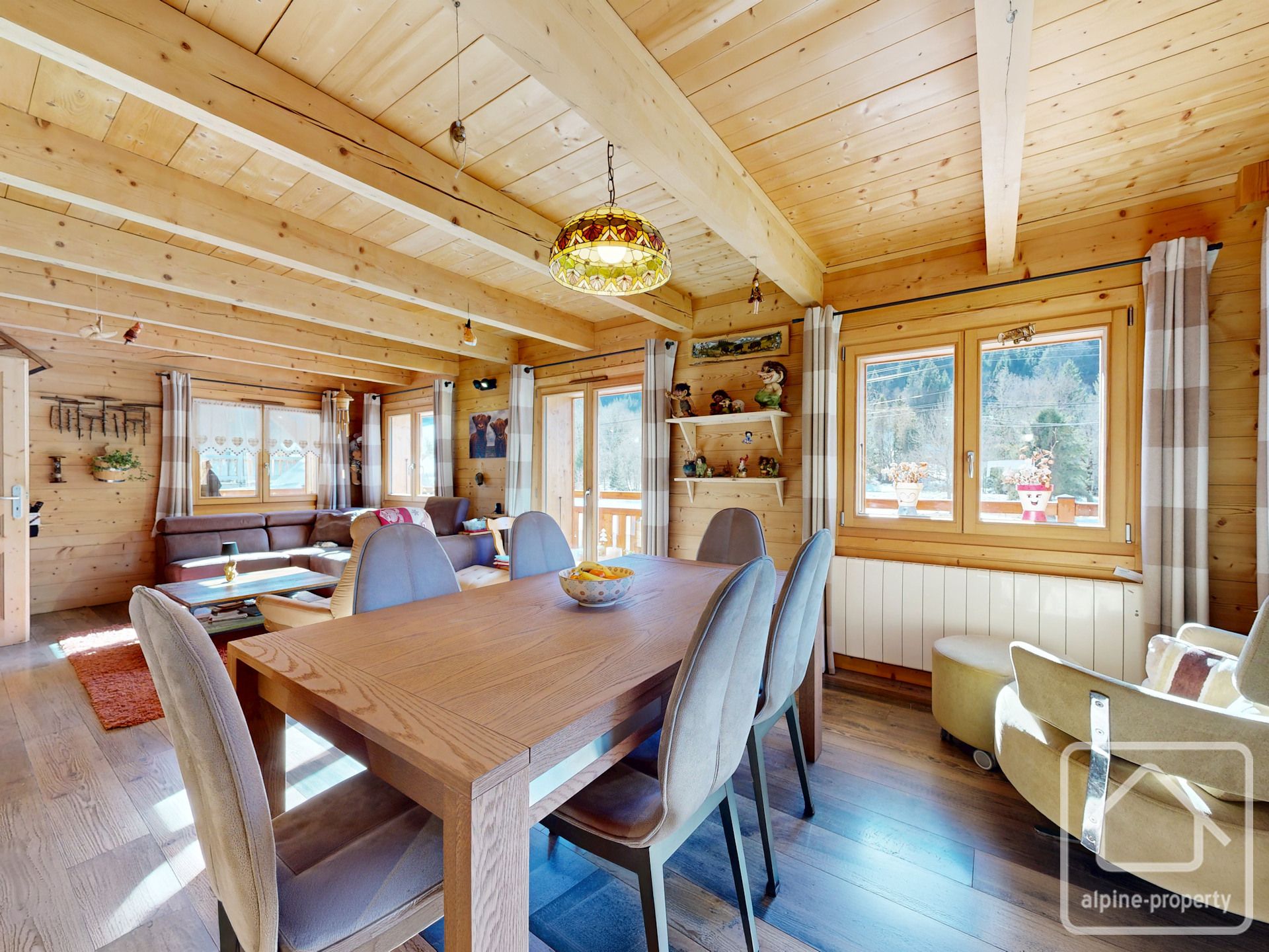 A Modern Chalet, Recently Extended And Renovated, In A Sunny Location Very Close To Chatel. – SAIX