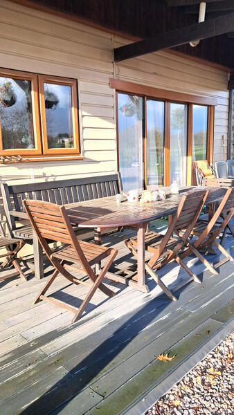 Beautiful, fully detached stone property situated in a peaceful rural setting, comprising 4 bedrooms and a holiday apartment, ideal for a seasonal rental business