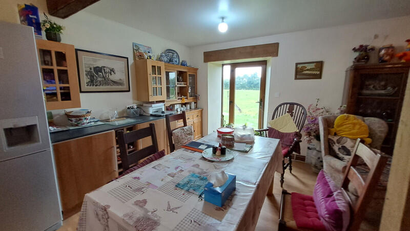 Beautiful, fully detached stone property situated in a peaceful rural setting, comprising 4 bedrooms and a holiday apartment, ideal for a seasonal rental business