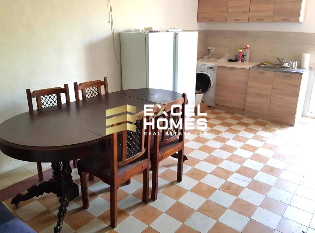 6 bedroom Townhouse in Floriana, Malta – 67004