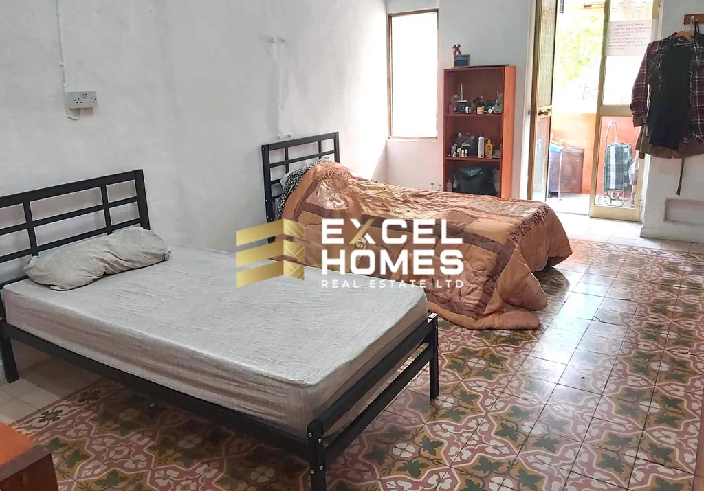 6 bedroom Townhouse in Floriana, Malta – 67004