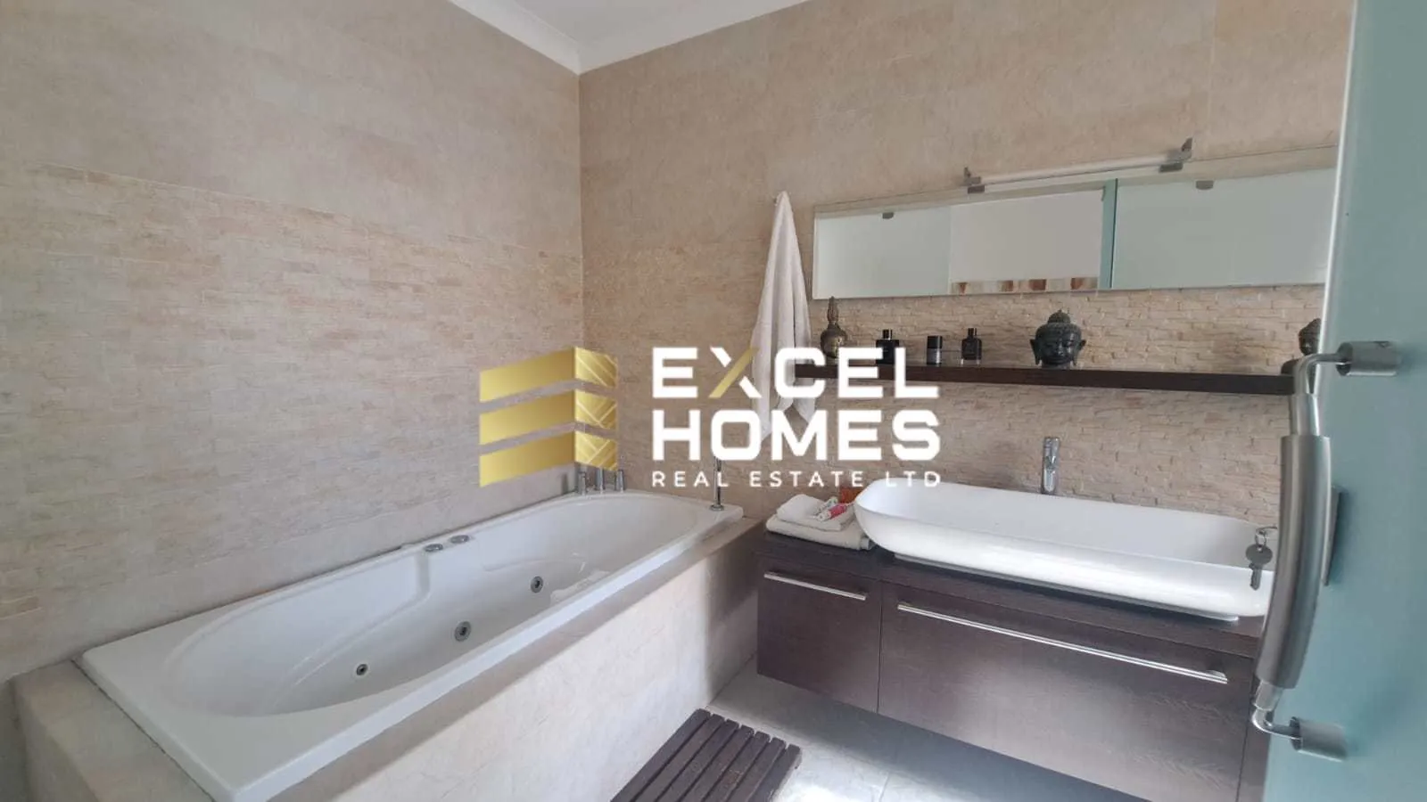 3 bedroom Penthouse in Manikata, Malta – 66996