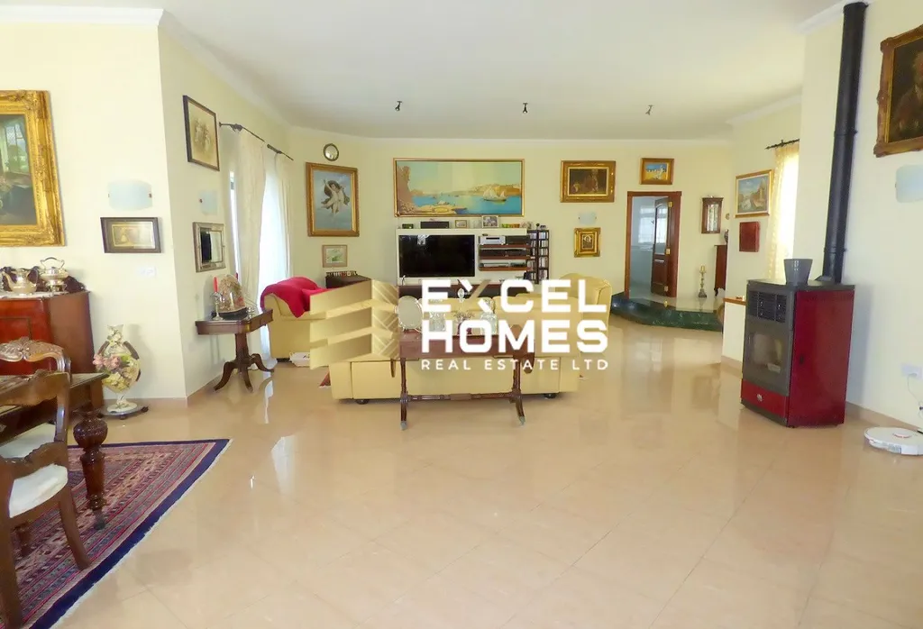 3 bedroom Bungalow in Mellieha, Malta – 22907