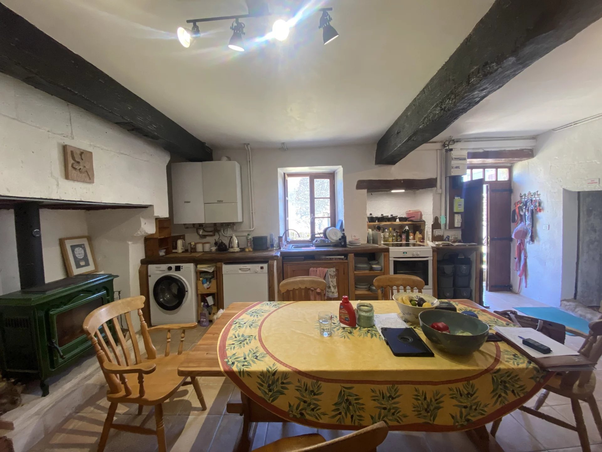 Stone property with outbuilding close to lively town, Aquitaine – France – BVI81235