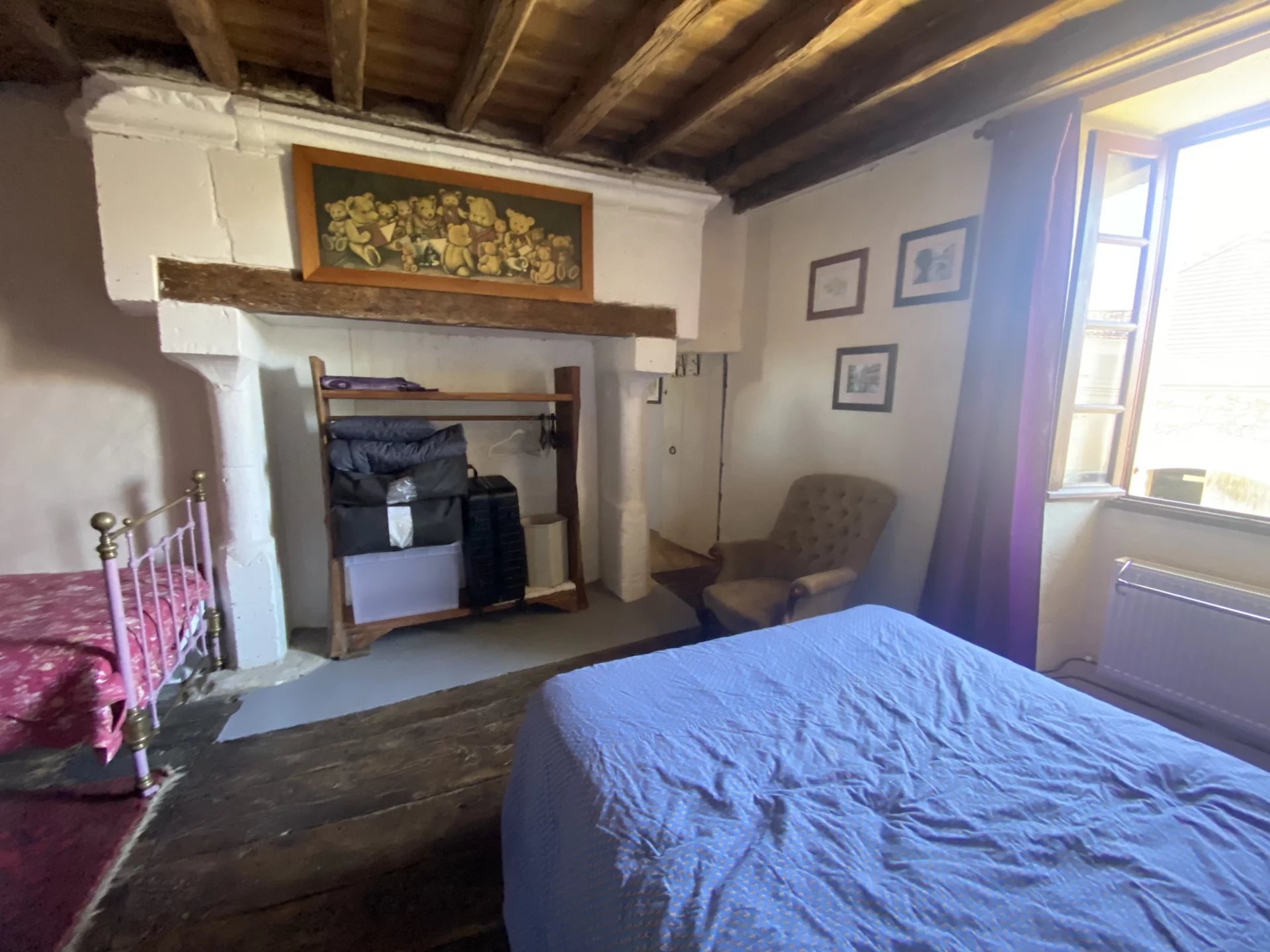 Stone property with outbuilding close to lively town, Aquitaine – France – BVI81235