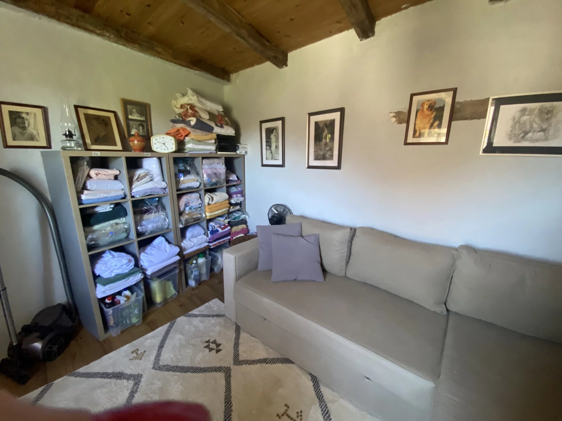 Stone property with outbuilding close to lively town, Aquitaine – France – BVI81235