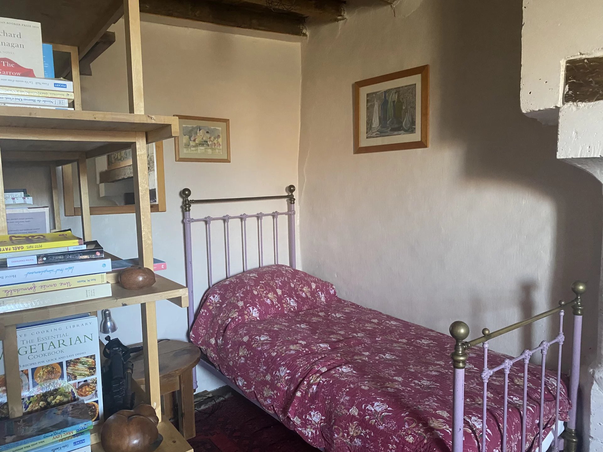 Stone property with outbuilding close to lively town, Aquitaine – France – BVI81235