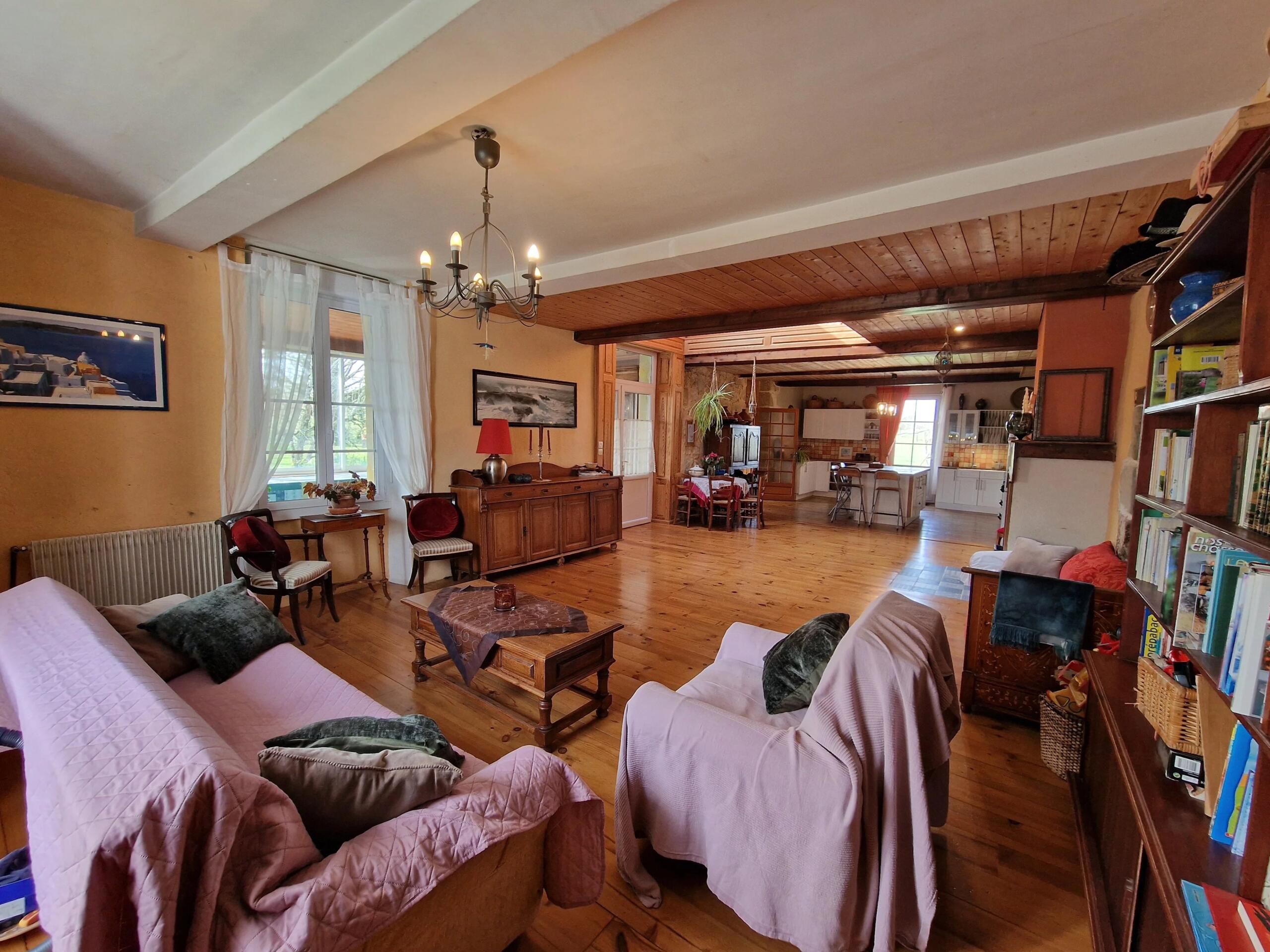 Character Farmhouse with Lake, Land and Limitless Potential, Aquitaine – France – BVI83844