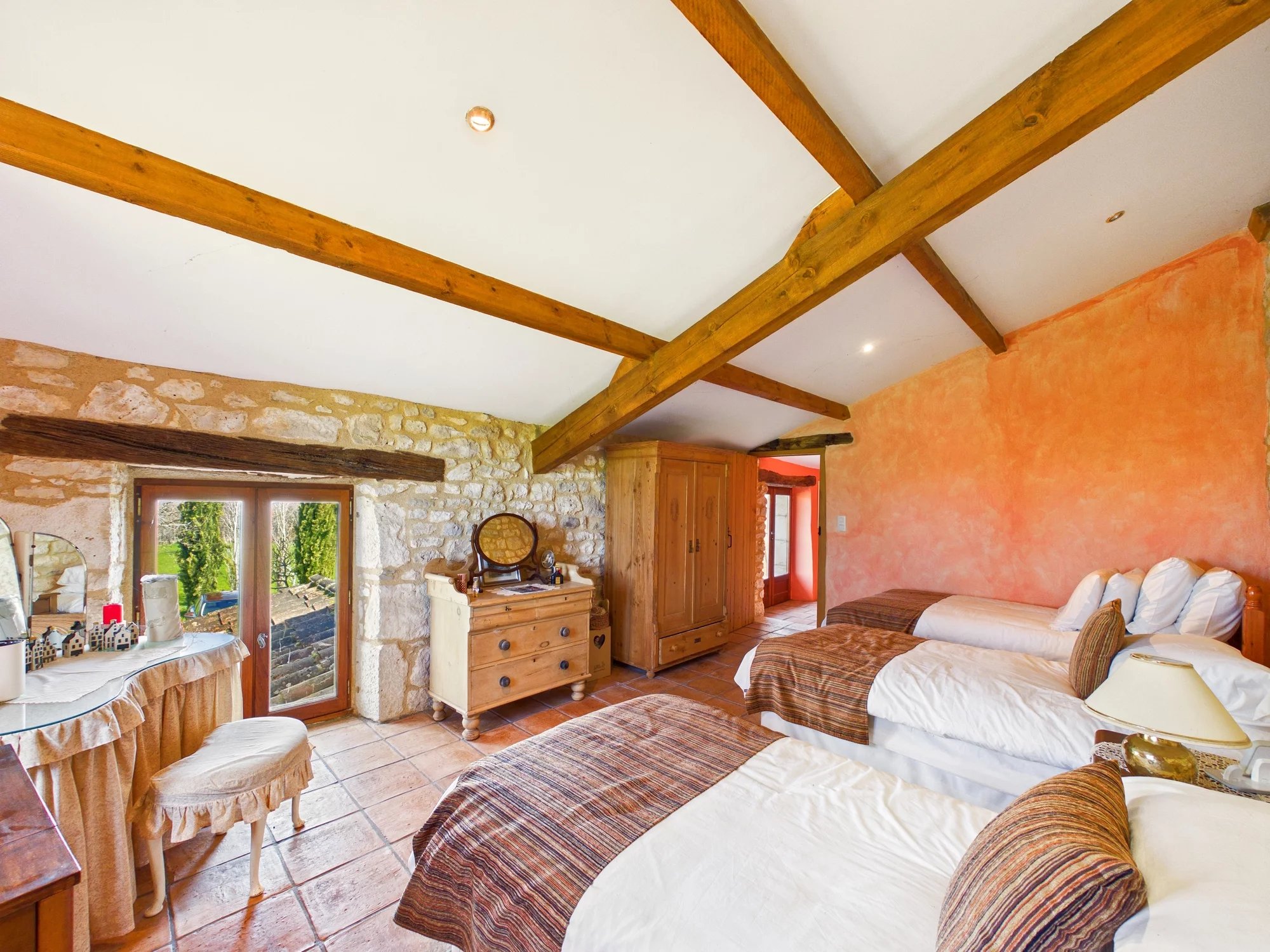 Large stone farmhouse in private location, Midi-Pyrénées – France – BVI84363