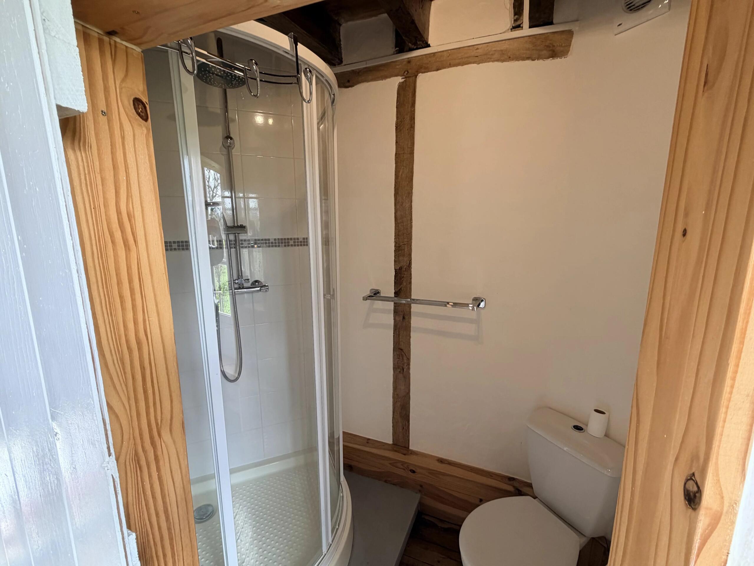 Large hamlet house plus guest house in peaceful location, Limousin – France – BVI84501