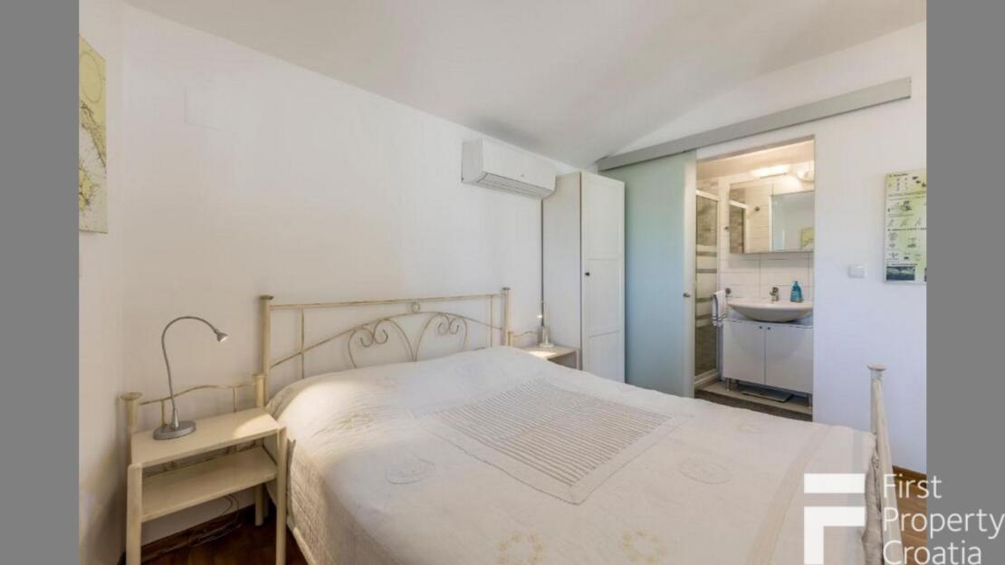 House on Brač island, Croatia – BR1764