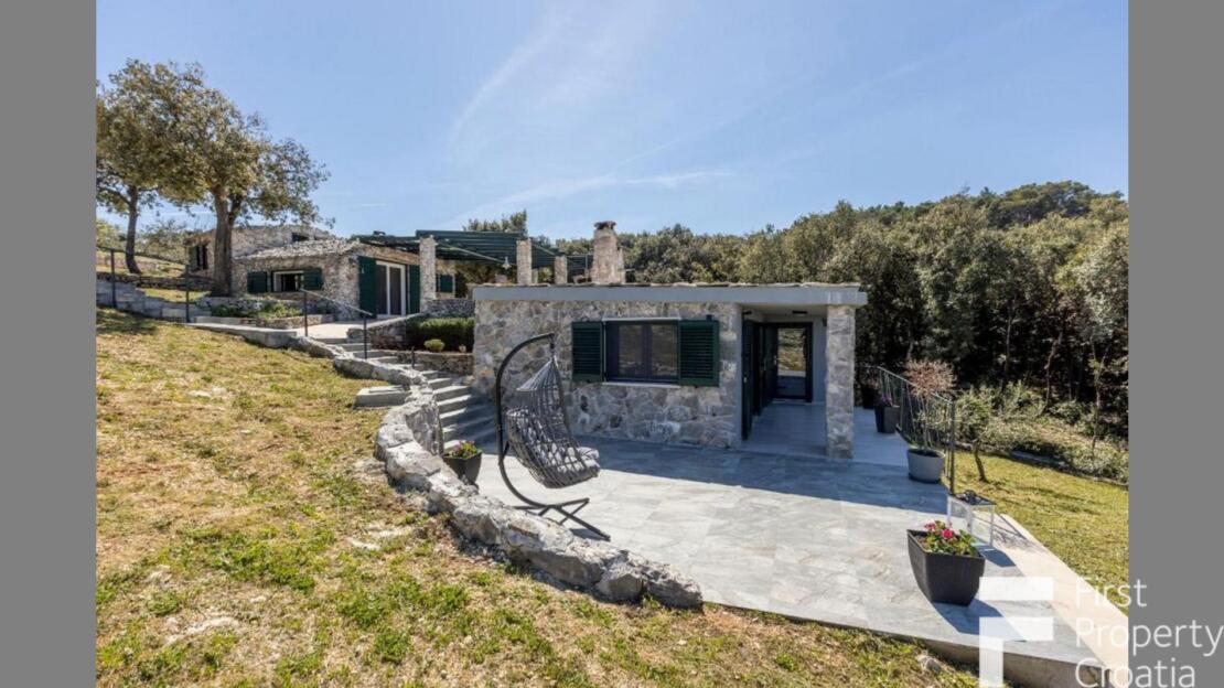 House on Brač island, Croatia – BR1764