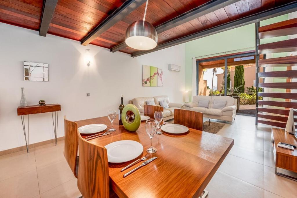 Luxury 2-Bedroom Apartment with Ocean Views for Sale in Praia da Luz, Algarve, Portugal