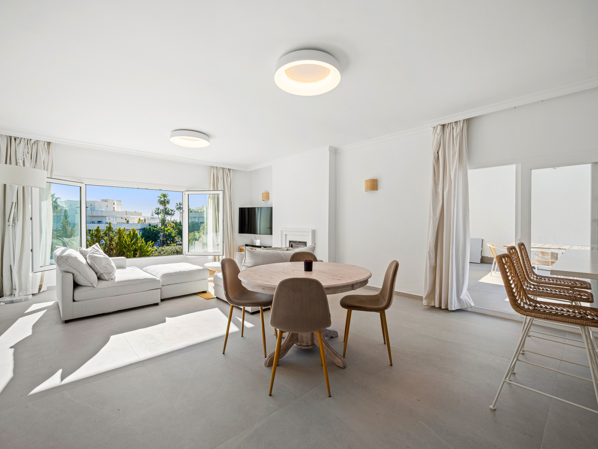 3 bedroom Penthouse in Marbella, Malaga, Spain – 428-05308D