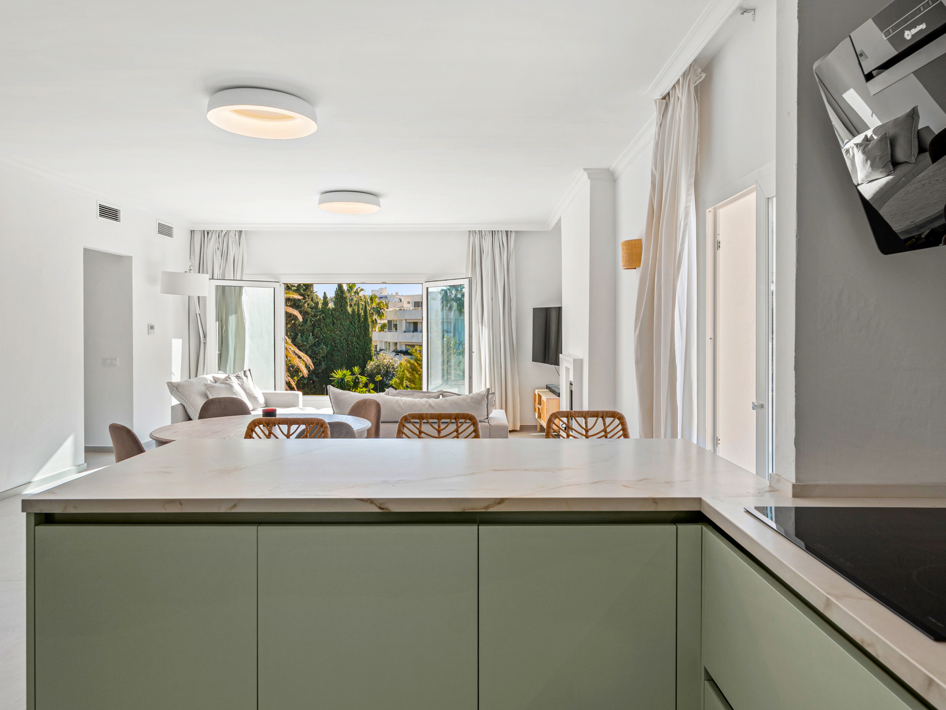 3 bedroom Penthouse in Marbella, Malaga, Spain – 428-05308D