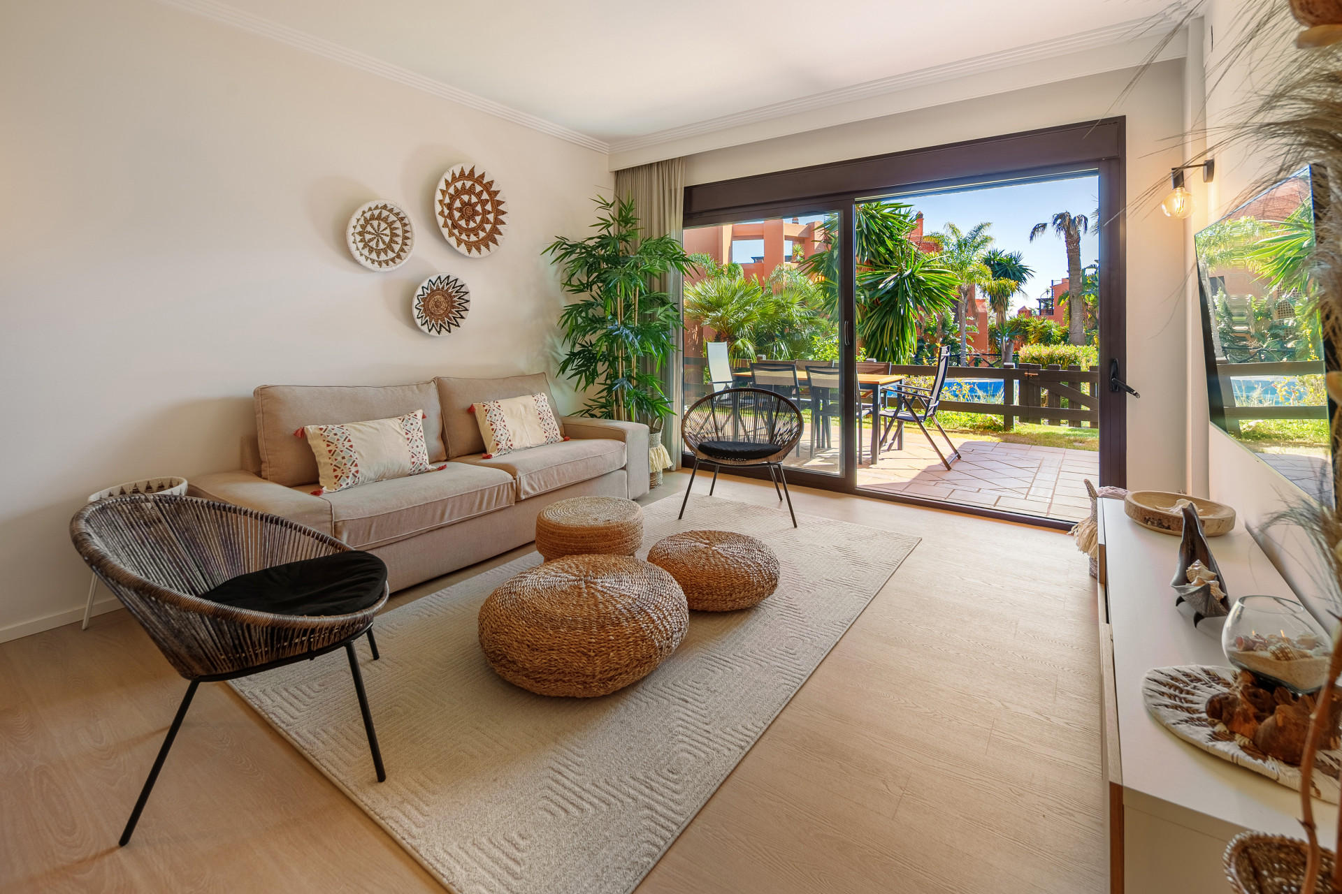 2 bedroom Ground Floor Apartment in Estepona, Malaga, Spain – 428-05312D