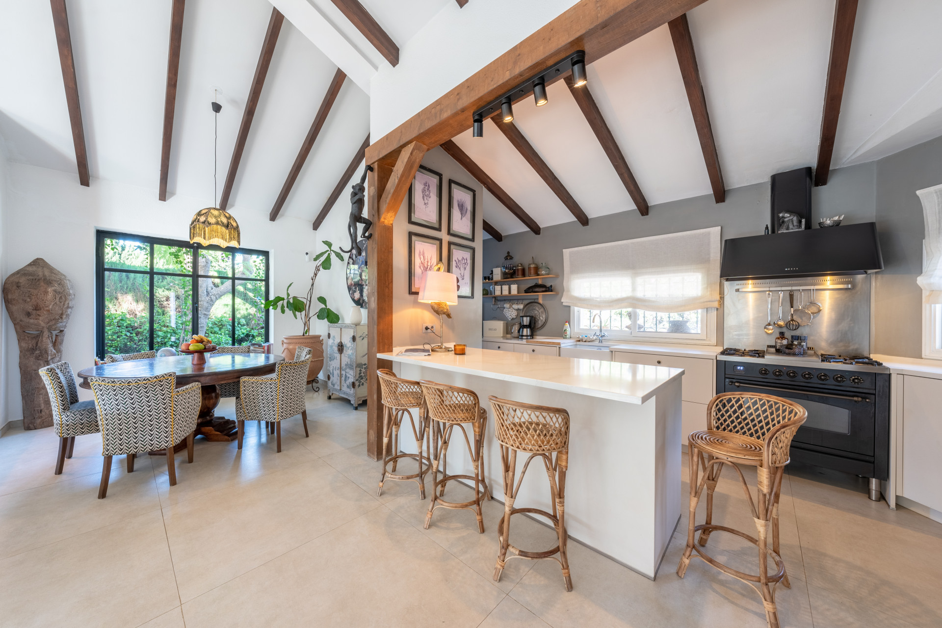 4 bedroom Villa in Estepona, Malaga, Spain – 428-05313D