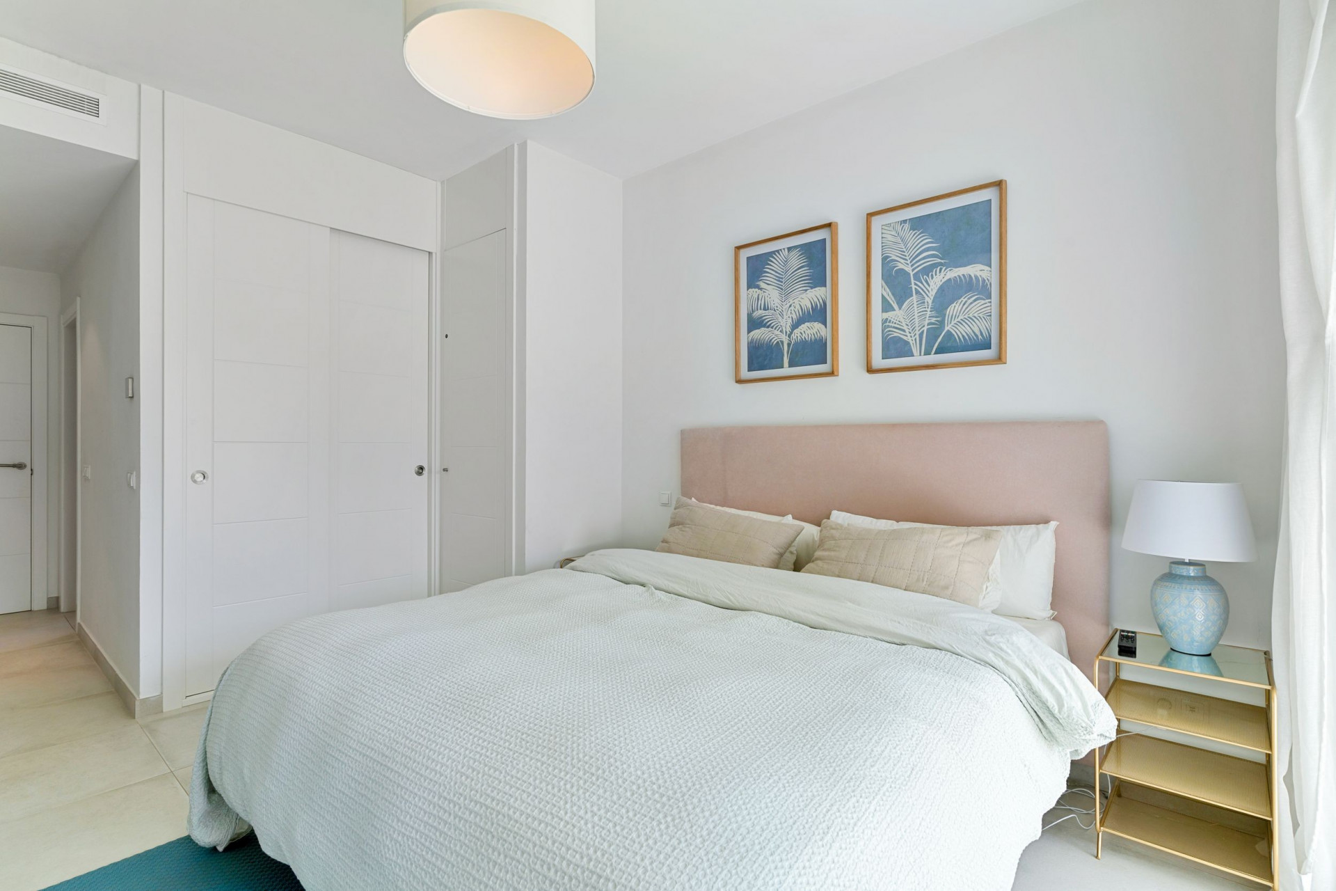 2 bedroom Apartment in Estepona, Malaga, Spain – 428-05315D