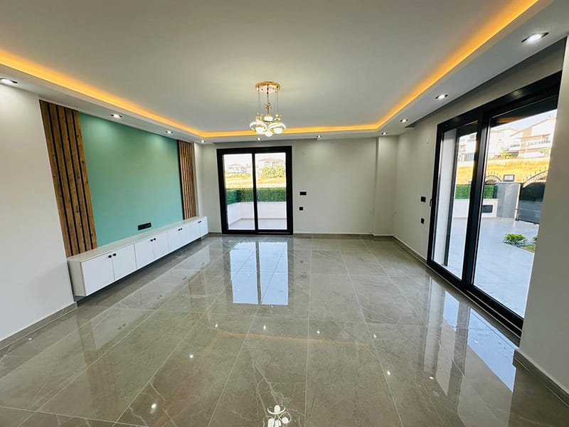 Front garden semi-detached Villa in Altinkum – TC1960