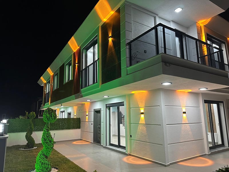 Front garden semi-detached Villa in Altinkum – TC1960