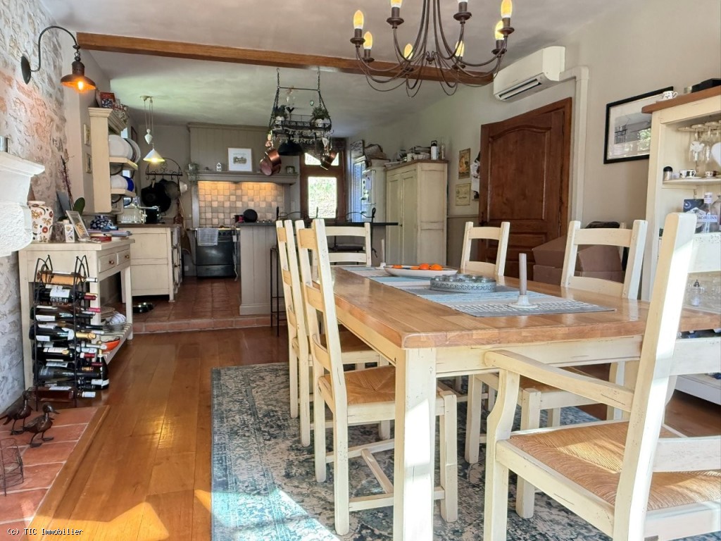 3 bedroom House in Nanteuil-En-Vallee, Nanteuil-En-Vallée, France – r7440