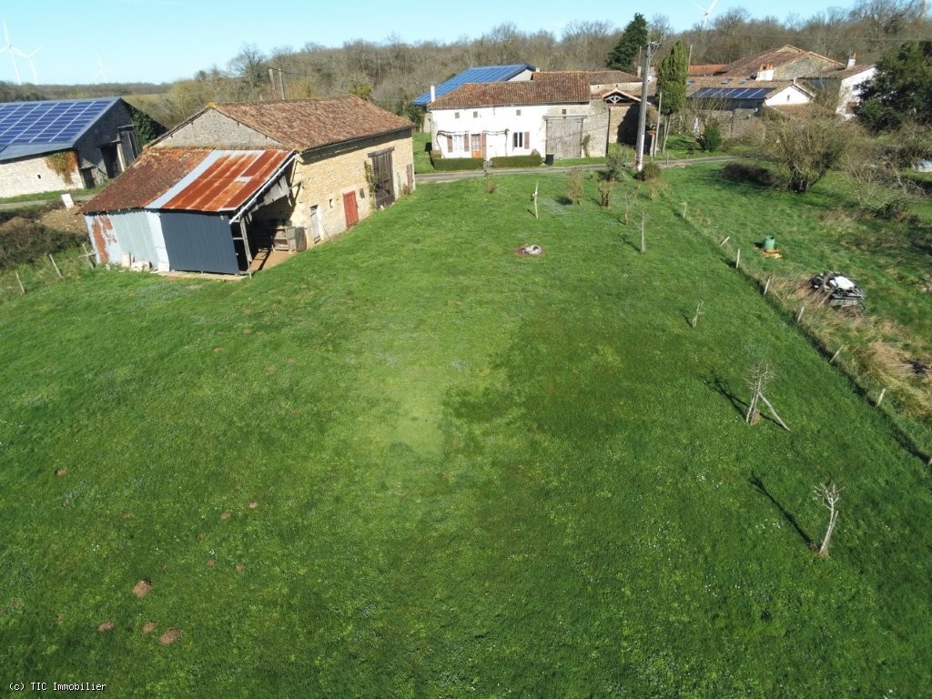 1 bedroom House in Nanteuil-En-Vallee, Nanteuil-En-Vallée, France – r7425