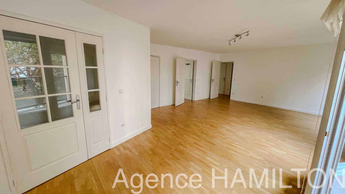 4 bedroom t5 in Garches, Hauts-de-Seine, France