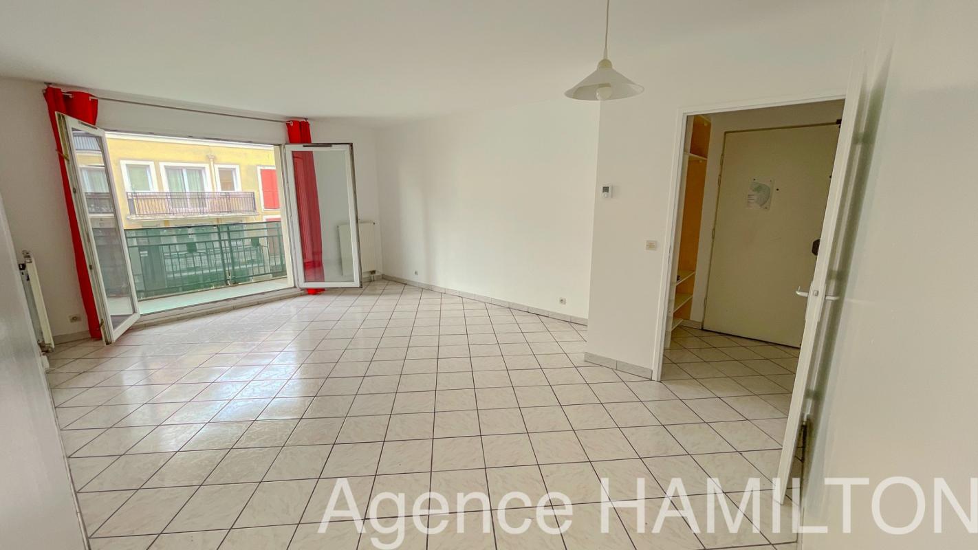 3 bedroom t4 in Villeneuve La Garenne, Hauts-de-Seine, France
