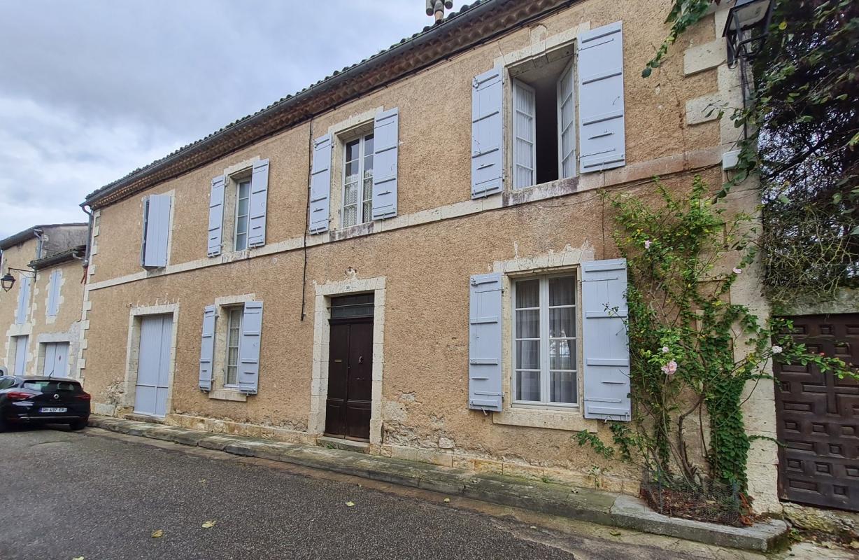 4 bedroom maison de ville in Valence Sur Baise, Gers, France