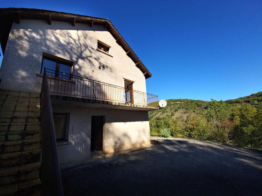 6 bedroom maison recente in Monteils, Aveyron, France