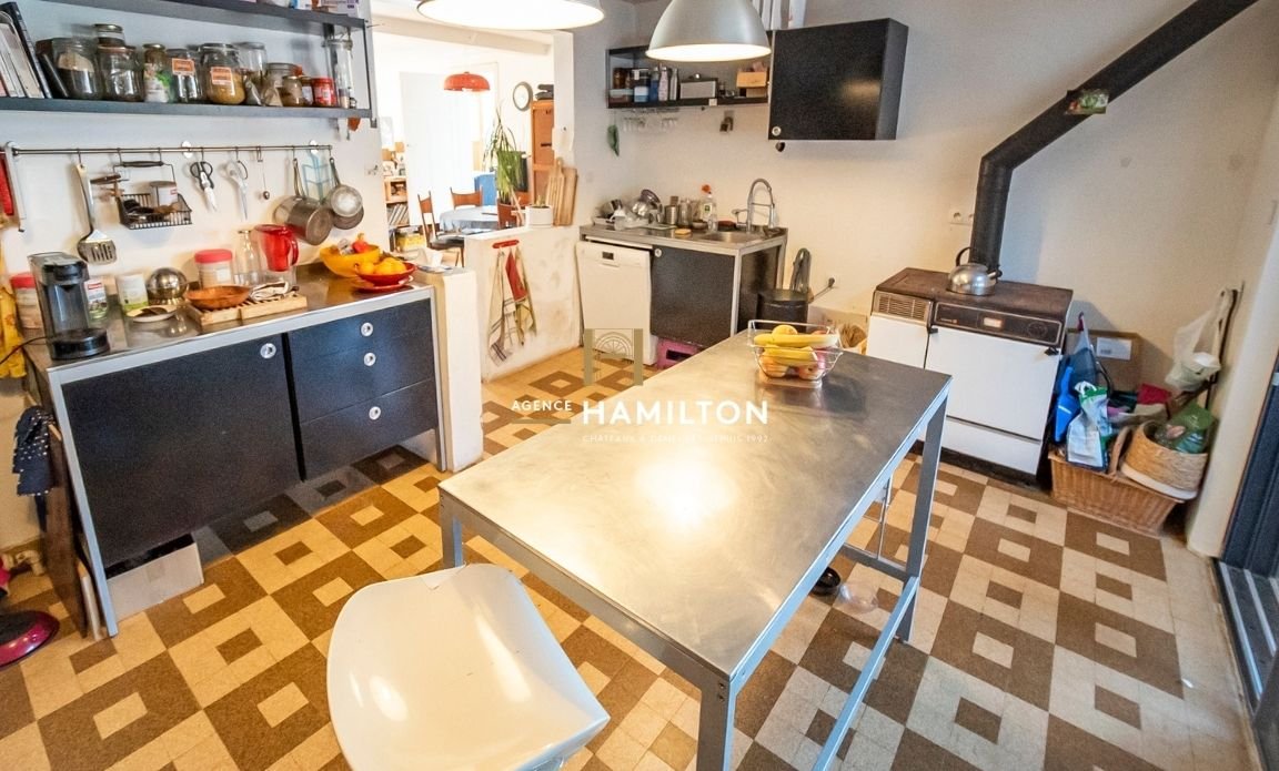 6 bedroom maison de village in Milhars, Tarn, France