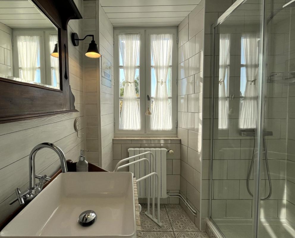 8 bedroom maison in Palluaud, Charente, France