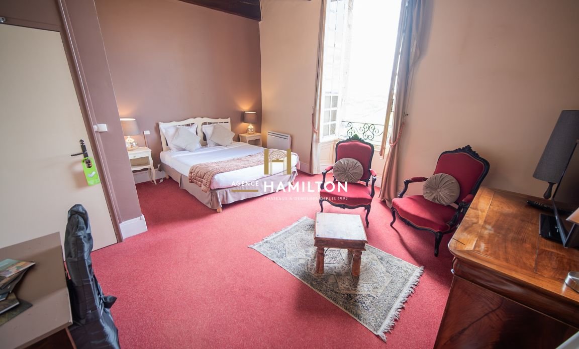 8 bedroom demeure in Cordes-sur-ciel, Tarn, France