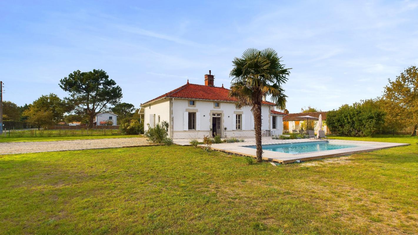 5 bedroom villa in Biscarrosse, Landes, France
