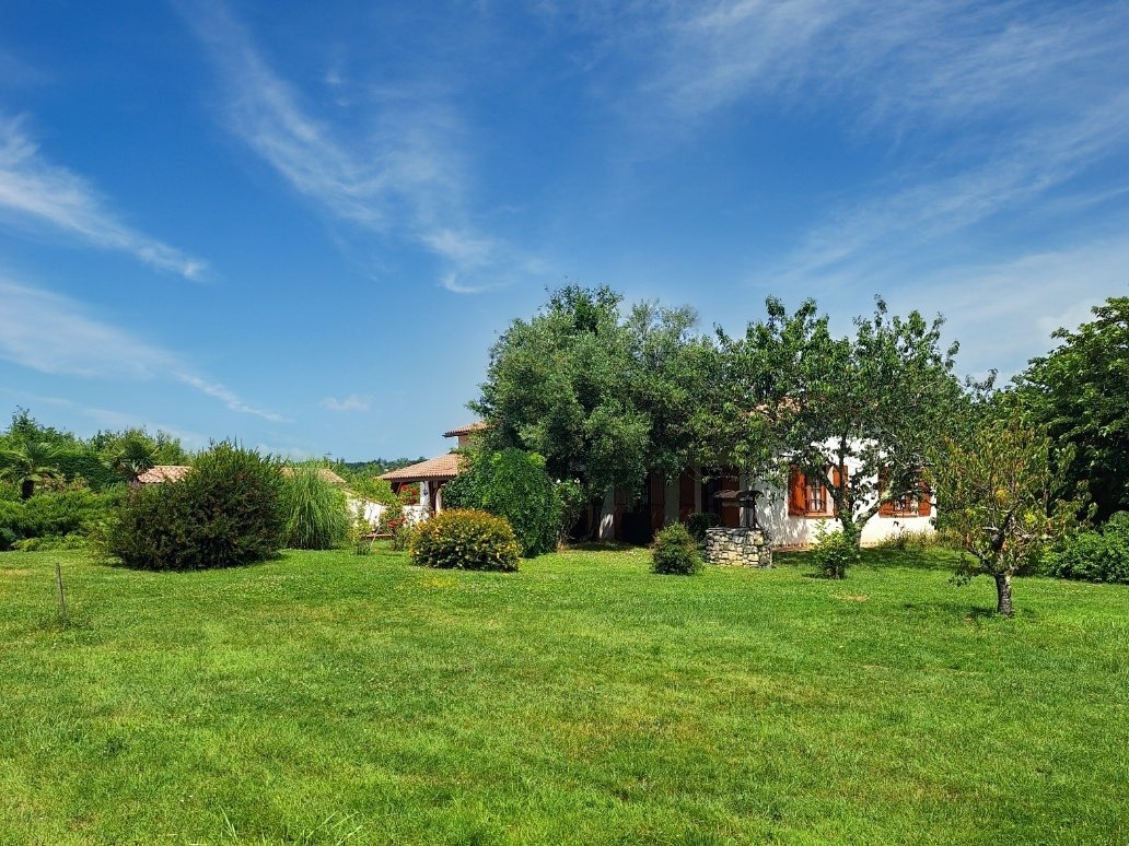 4 bedroom mas in Astaffort, Lot-et-Garonne, France