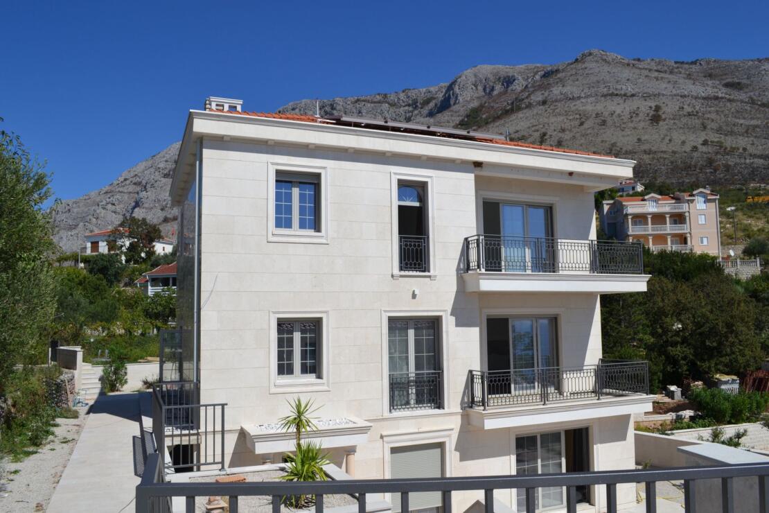 A 270 m2 seaside villa in Budva, nearing completion, is for sale.