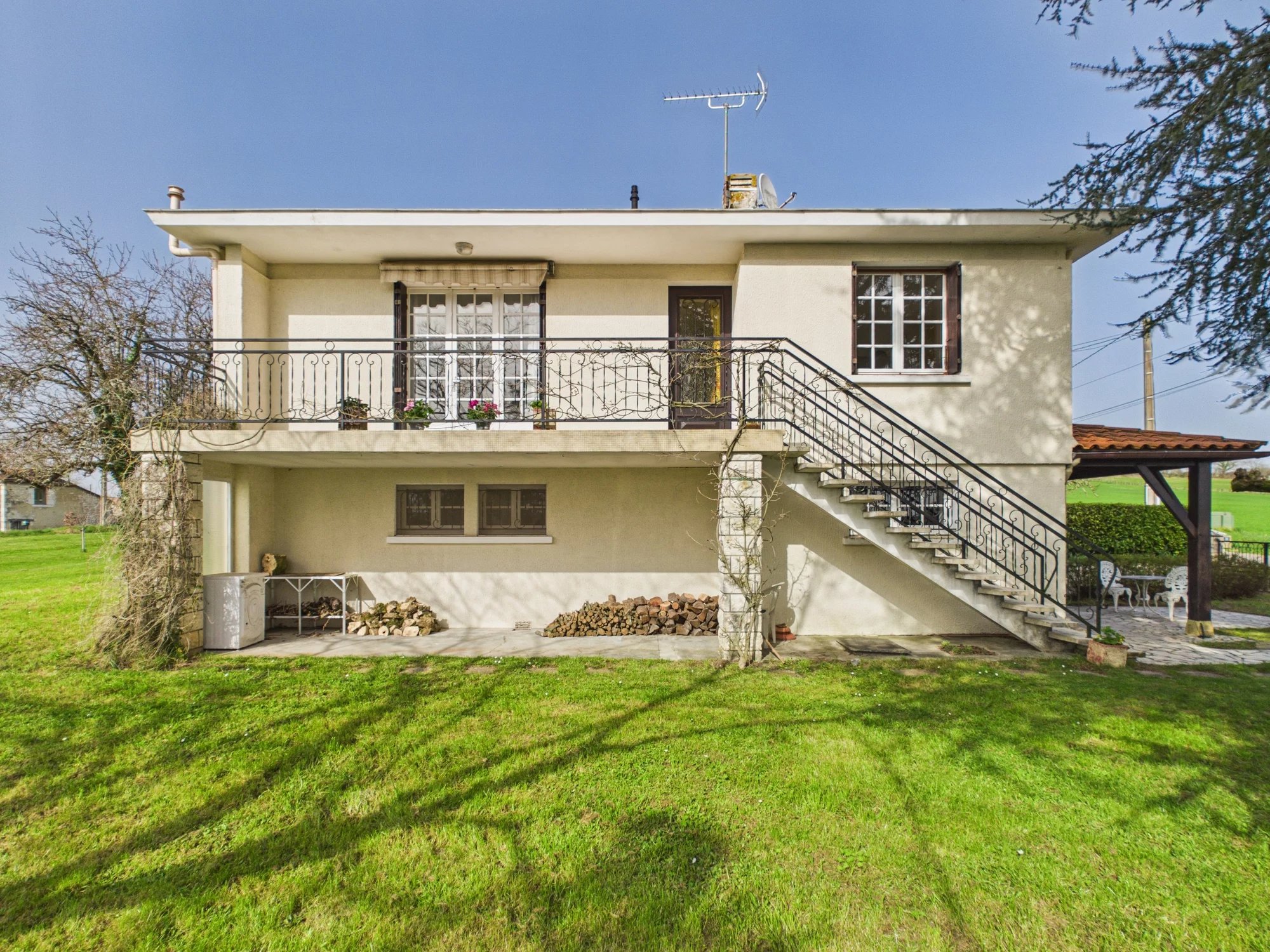 Pretty 3 bedroom house, Aquitaine – France – BVI82816