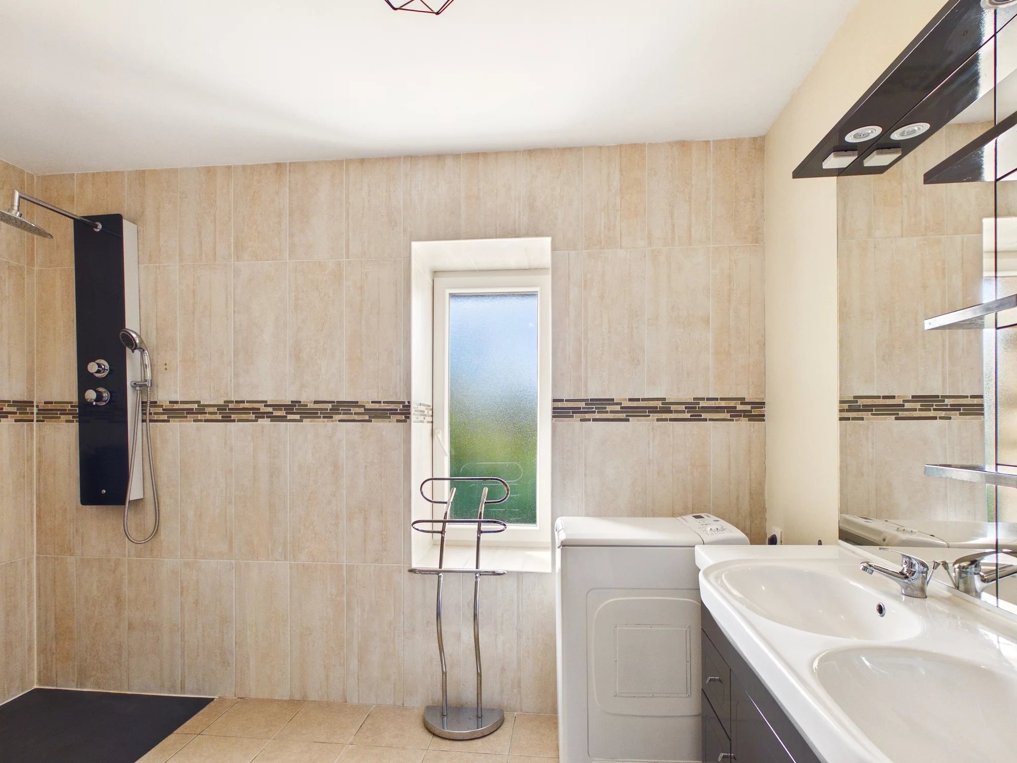 Pretty Stone house on the outskirts of Eymet, Aquitaine – France – BVI84668