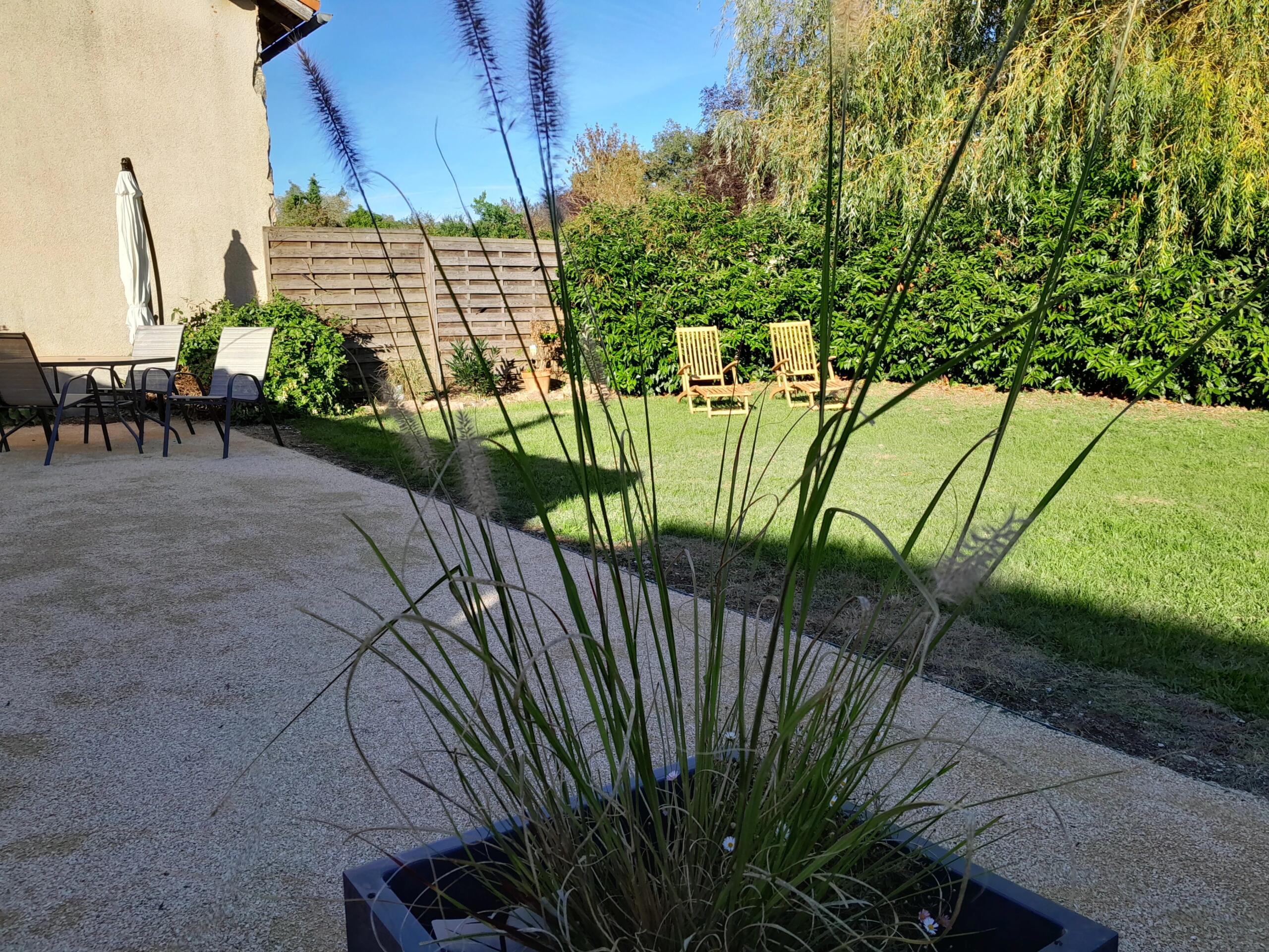 Charming detached single storey property in prime location, Poitou-Charentes – France – BVI83906