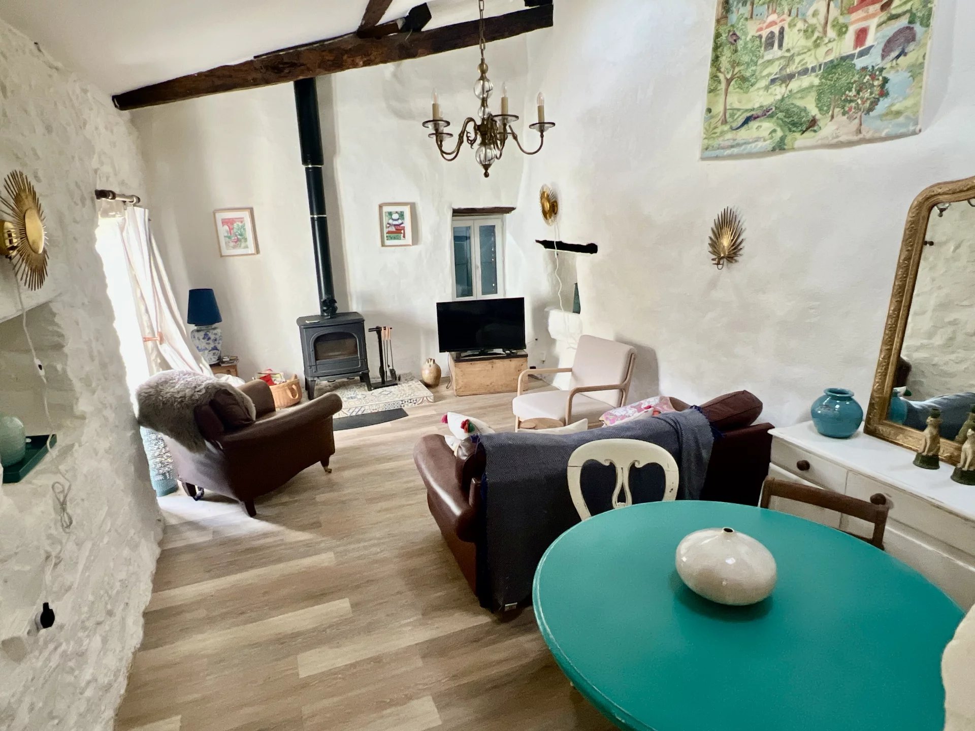 Charming detached single storey property in prime location, Poitou-Charentes – France – BVI83906