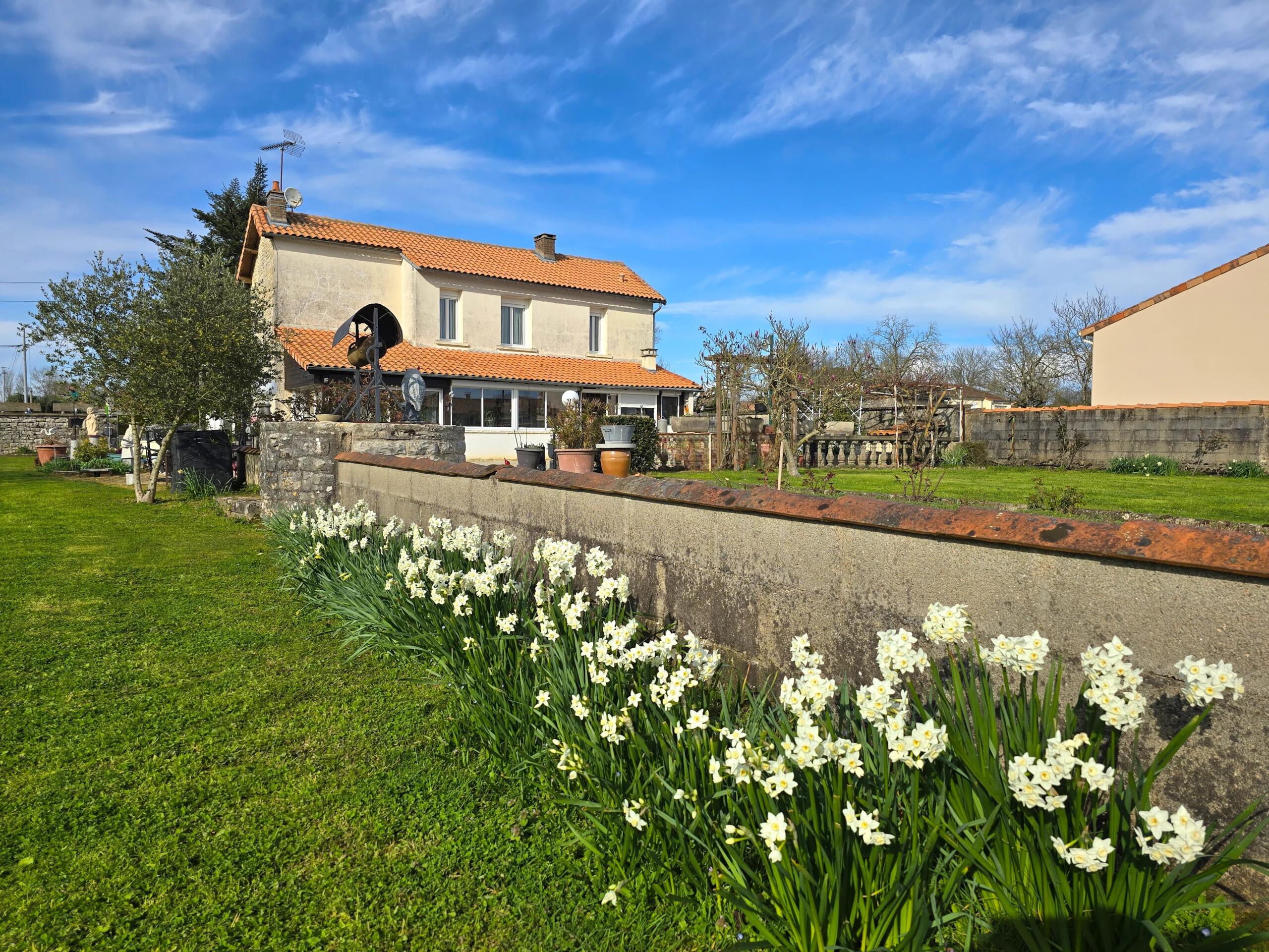 Charming village house with chateau views, Poitou-Charentes – France – BVI81180