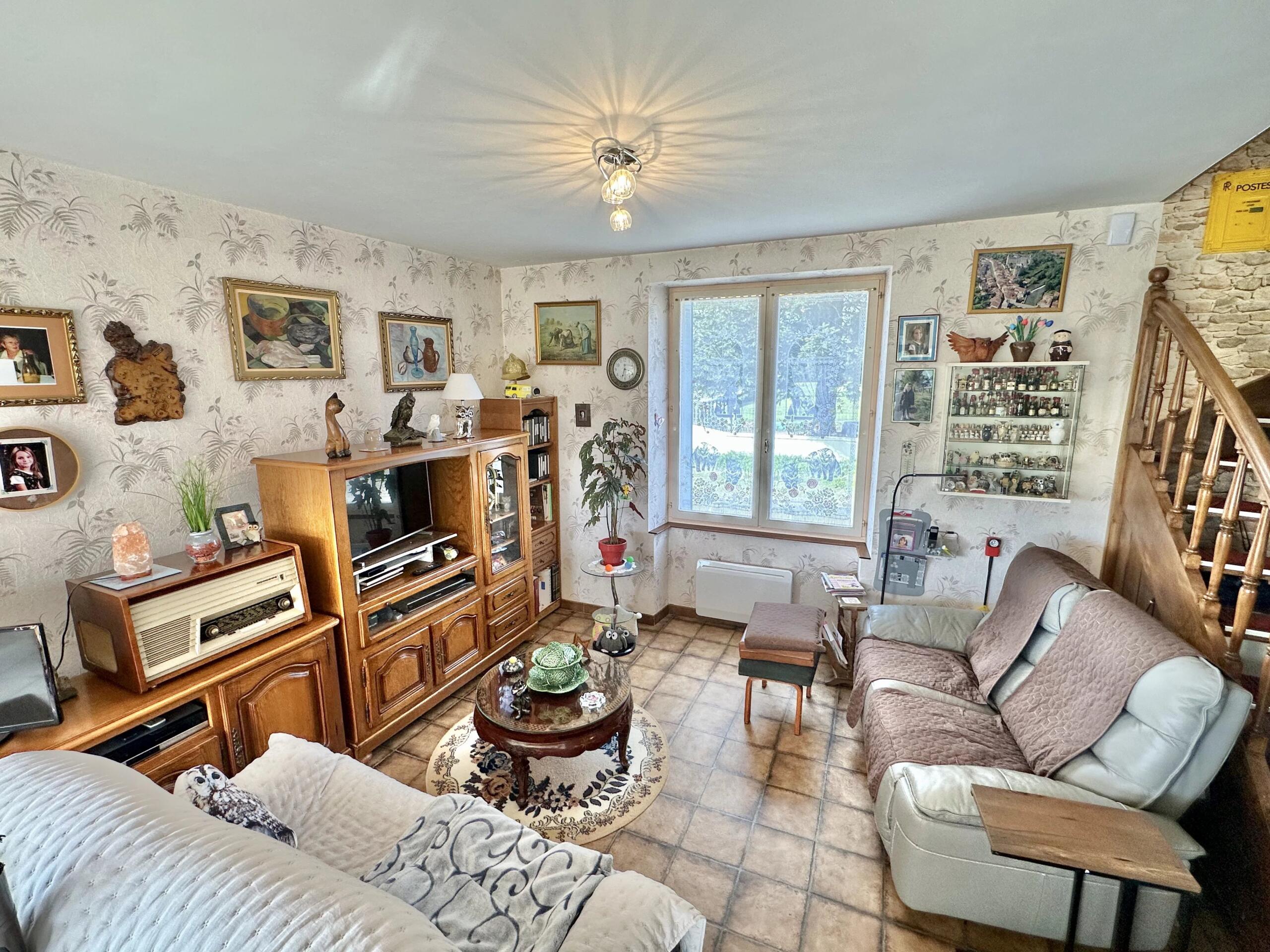 Charming village house with chateau views, Poitou-Charentes – France – BVI81180