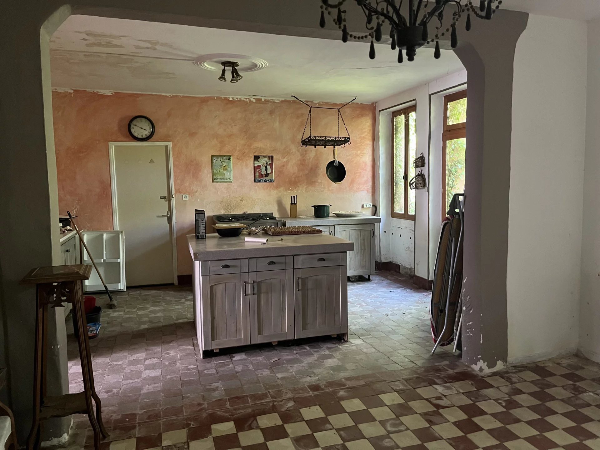 4 bed village property to renovate, with great potential, Poitou-Charentes – France – BVI76032