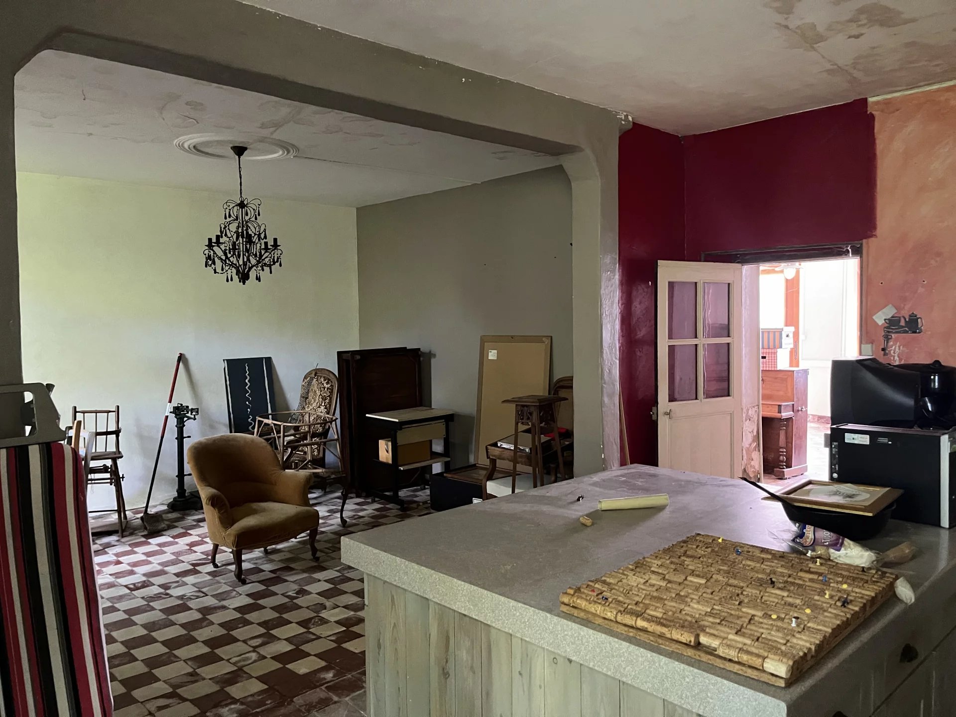 4 bed village property to renovate, with great potential, Poitou-Charentes – France – BVI76032