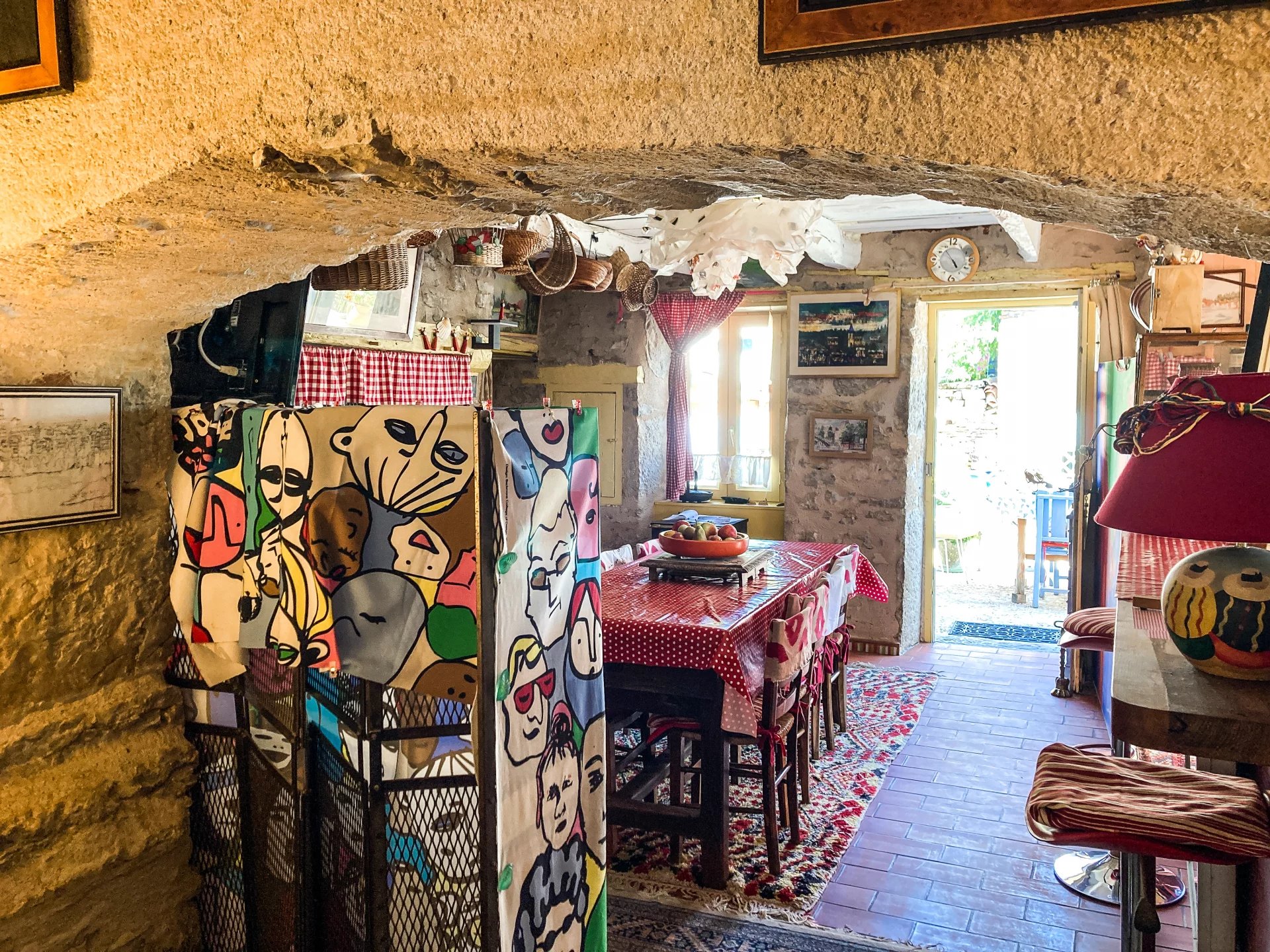 Charming house near the route de St. Jacques with stone barn and outbuildings, Midi-Pyrénées – France – BVI66651