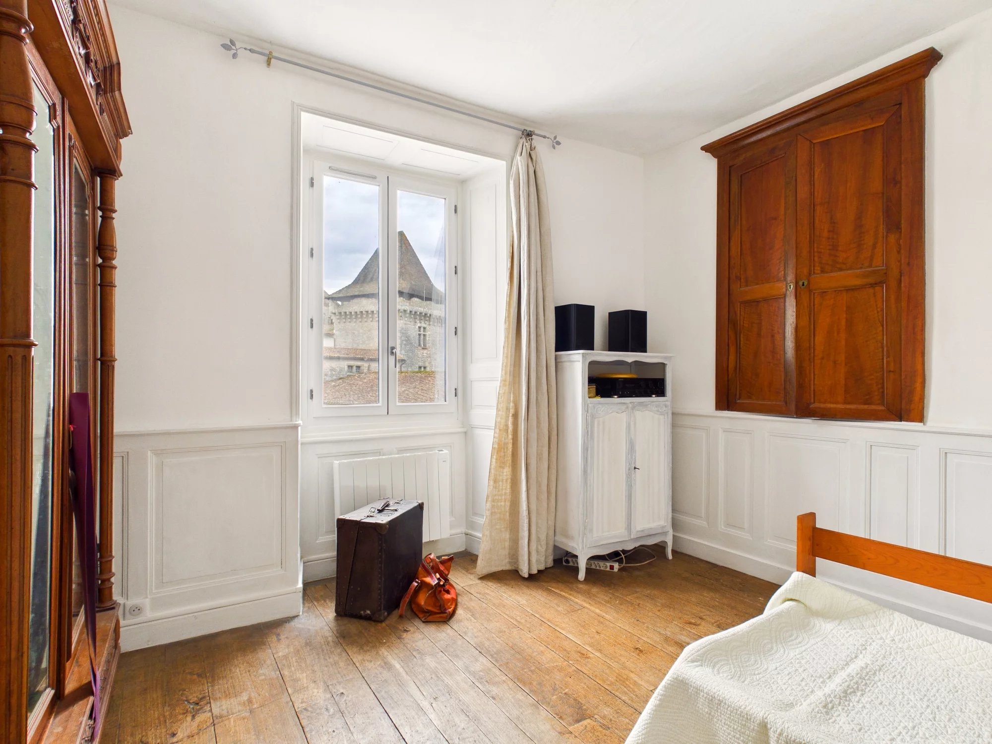 Charming house in charming village, Aquitaine – France – BVI84194